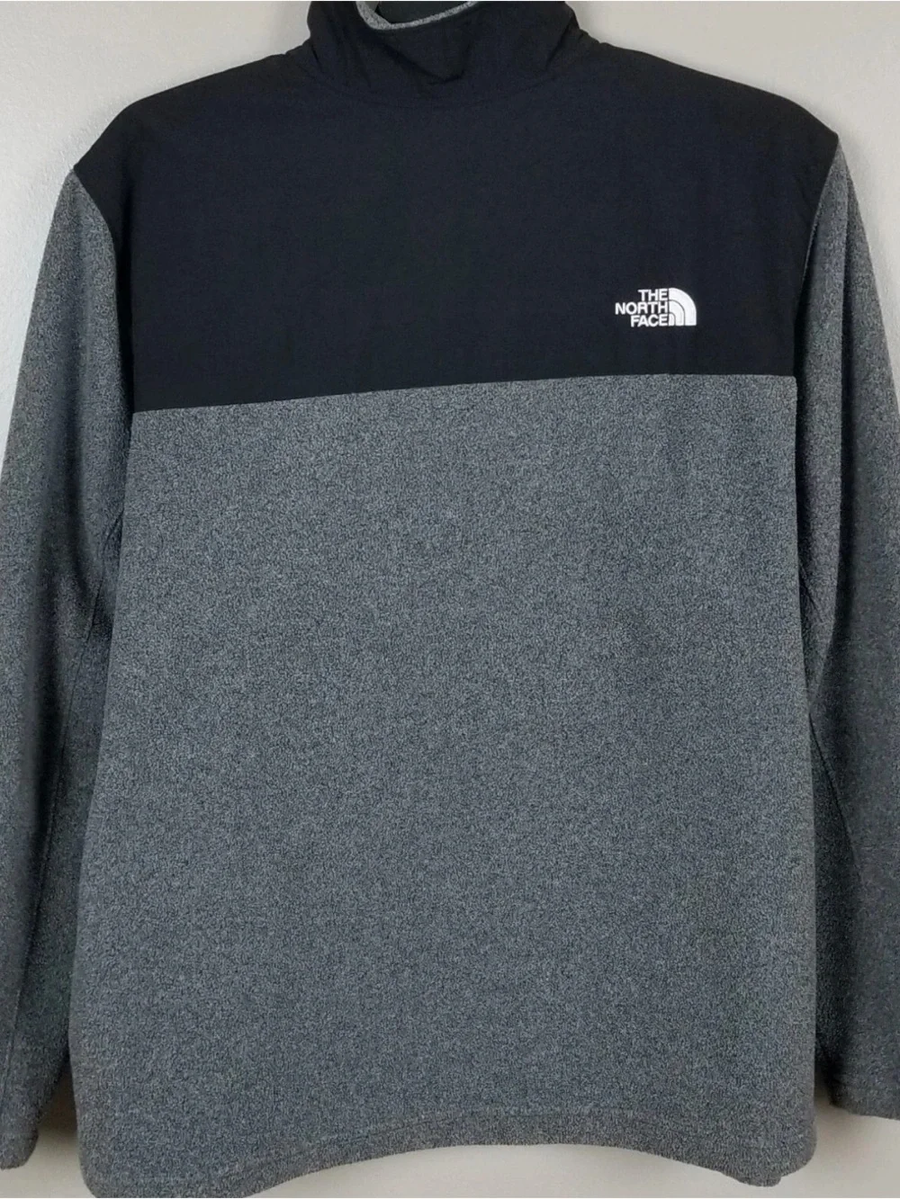 The North Face Men’s XL Gray Black Colorblock Fleece Snap Neck Pullover Jacket